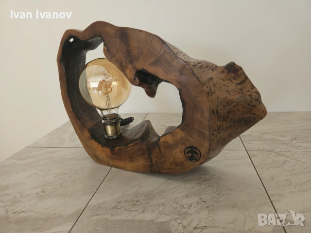 Ръчно изработенa лампa от дърво, снимка 4 - Настолни лампи - 54721197
