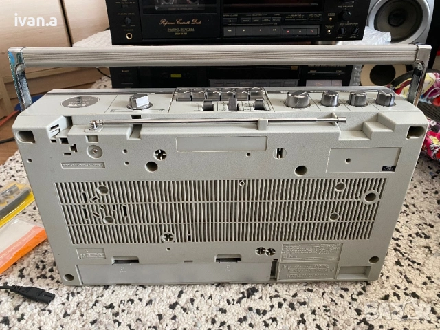 Hitachi TRK-7990E, снимка 6 - Радиокасетофони, транзистори - 54356534