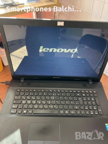 Lenovo G700 17"