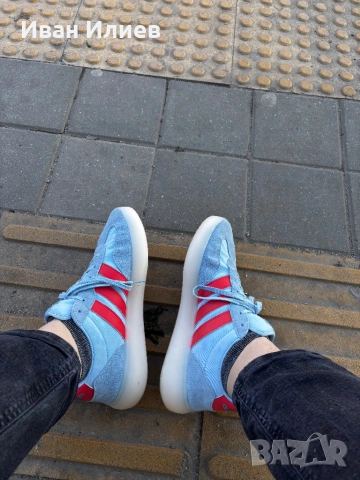 Обувки Adidas 44 2/3, снимка 3 - Спортни обувки - 54404085