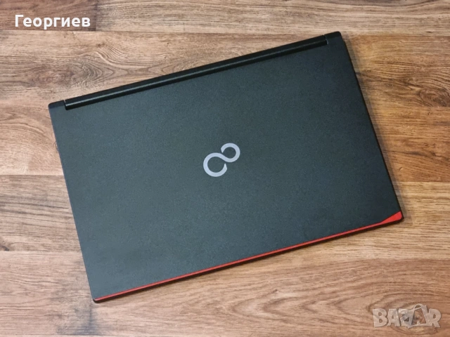 Лаптоп Fujitsu Lifebook E557 IPS FULL HD Intel Core I3 7th 1TB HDD