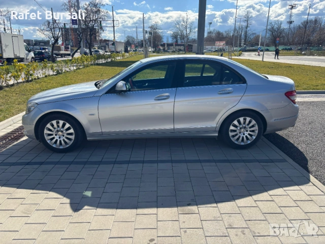 Мерцедес С 220 модел 2008 , снимка 4 - Автомобили и джипове - 54339579