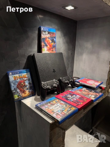 КАТО ЧИСТО НОВ Ps4 1TB + 2 джойстика + GTA 5 + 6 игри, снимка 2 - PlayStation конзоли - 54528580