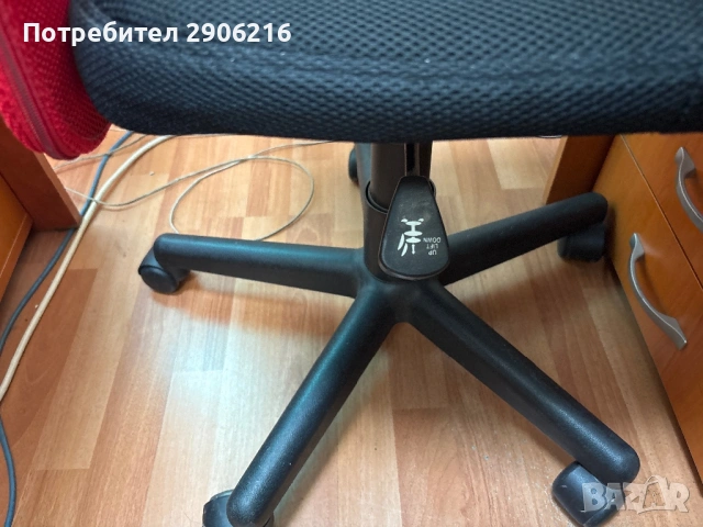 Продавам офис стол – запазен, снимка 2 - Столове - 54603427