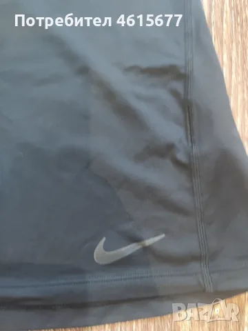 потник с изрязан гръб на Nike, снимка 4 - Потници - 55381228