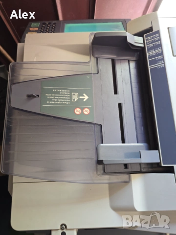 Многофункционалното устройство Toshiba e-STUDIO281c, снимка 3 - Принтери, копири, скенери - 54428991