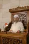 Ходжа Мустафа е специалист в събирането на разделени двойки, снимка 2