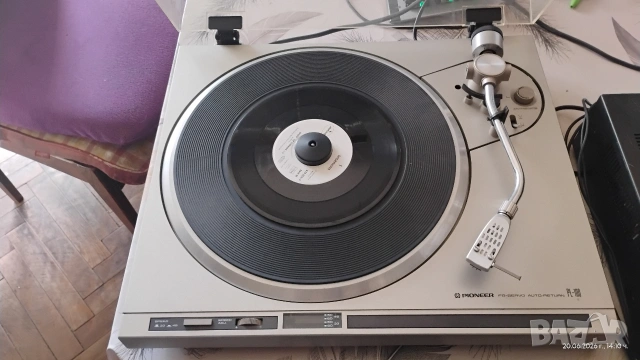Pioneer PL-100 полуавтоматичен грамофон