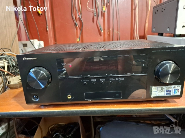 Продава се ресивър Pioneer VSX-921. 