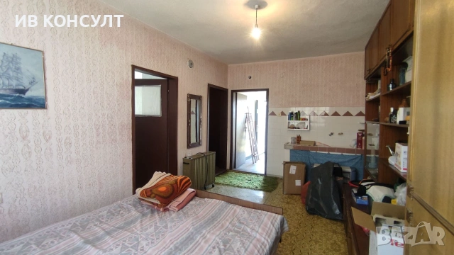 Продава две къщи с общ двор в с. Ягода, снимка 10 - Къщи - 55001199