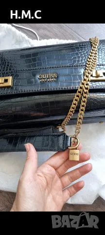 Чанта Guess(оригинална), снимка 2 - Чанти - 55523660