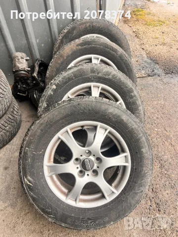 Гуми с джанти  Toyota rav 4  215/70/16 Nokian tyres, снимка 2 - Гуми и джанти - 55322706
