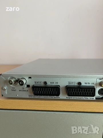 Philips DVDR3480 DVD player/recorder, снимка 13 - Плейъри, домашно кино, прожектори - 54618456