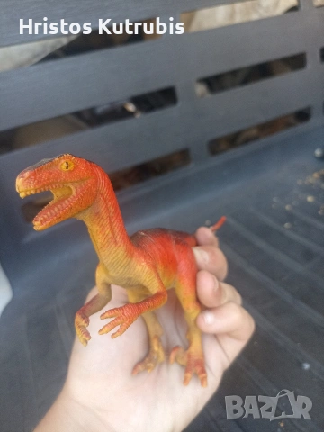 Реалистична фигурка на динозавър Велосираптор (Velociraptor), снимка 3 - Фигурки - 55010483