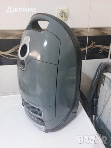 Прахосмукачка Miele Complete C3 Series 120, снимка 9 - Прахосмукачки - 54862880