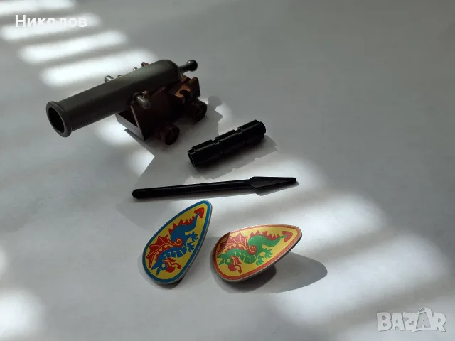 LEGO оръдие + щитове и копие 
