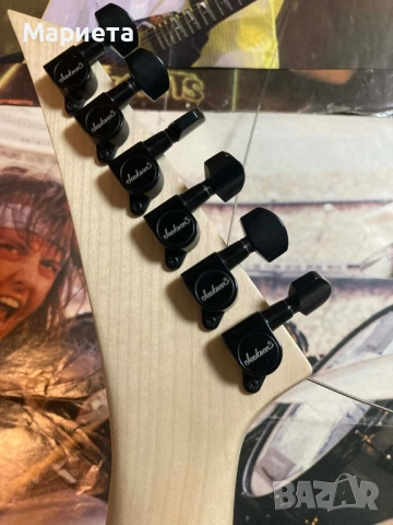 Електрическа Китара Jackson JS32 King V AH Black with White Bevels, снимка 5 - Китари - 54090249
