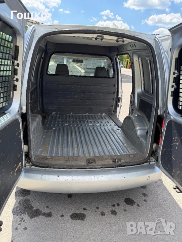 VW caddy 1.6 tdi, снимка 7 - Автомобили и джипове - 54446922