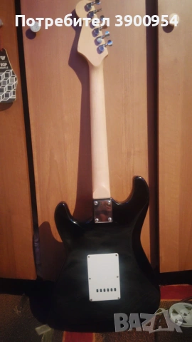 електрически stratocaster , снимка 2 - Струнни инструменти - 54370542