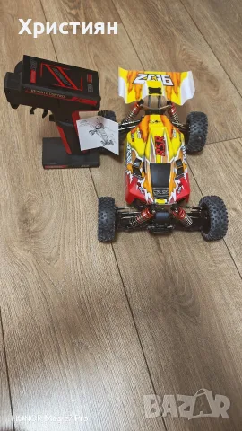 Състезателна количка WLtoys 144010 Brushless 1:14 с дистанционно управление 75км/ч, снимка 4 - Коли, камиони, мотори, писти - 55658001
