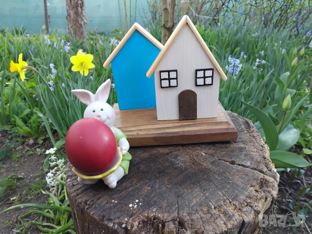 Дървена поставка за салфетки с две различни лица