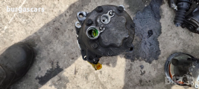 Компресор климатик Peugeot 607 2.2HDI-133к.с., снимка 2 - Части - 54155284