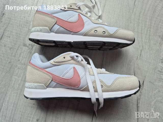 дамски маратонки nike, снимка 3 - Маратонки - 54571441