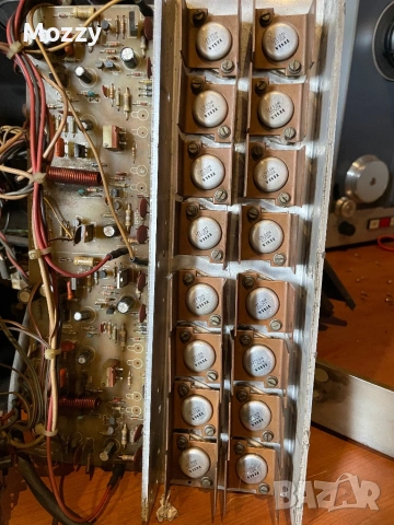Усилвател Dave Larios 2x400 W