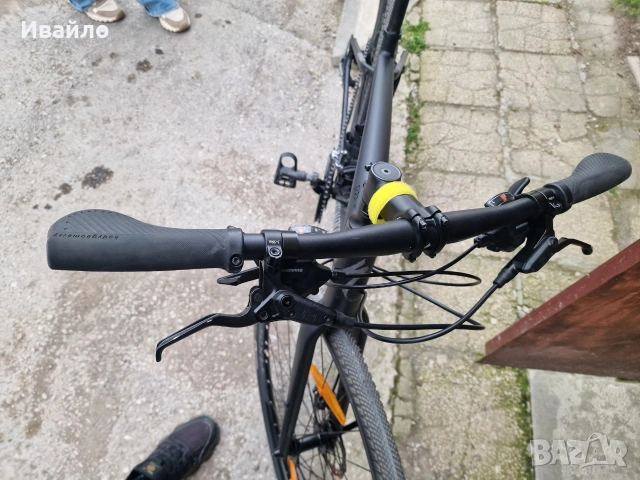 Велосипед Specialized Sirrus, снимка 4 - Велосипеди - 55071657