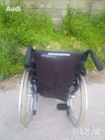 Сгъваема инвалидна рингова количка със степенки Марка: BREEZY Ширина на седалката 37см Дълбочина 40с, снимка 10 - Инвалидни колички - 54098179