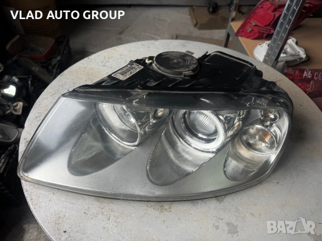 Фар VW Touareg xenon-ляв, снимка 2 - Части - 54468226