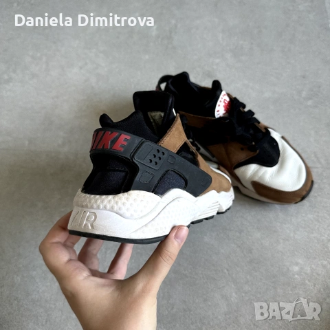 Nike Air Huarache LE в цвят "Bison", снимка 5 - Кецове - 55273969