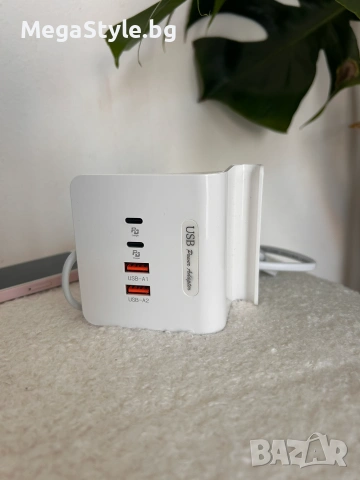 Настолна USB зарядна станция със стойка за телефон – 4 порта (2× USB-C PD + 2× USB-A), снимка 4 - Друга електроника - 55277150