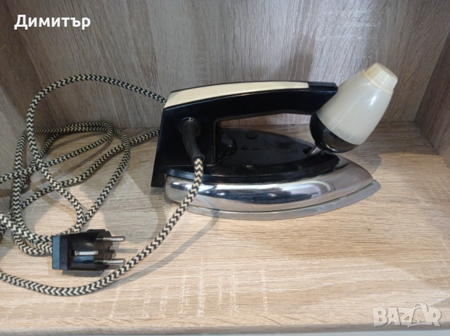 Руска ютия с функция за пара 1000W, снимка 5 - Ютии - 54154489