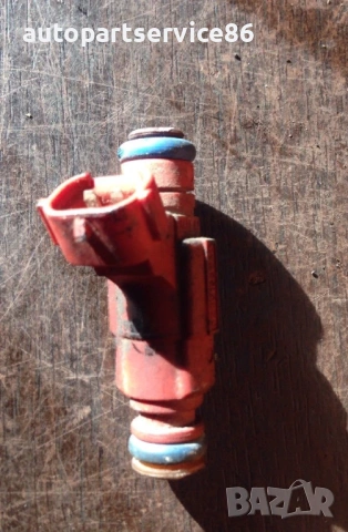 Горивни инжектори Bosch за Nissan Almera Tino 1.8 (2004) 0280155940 