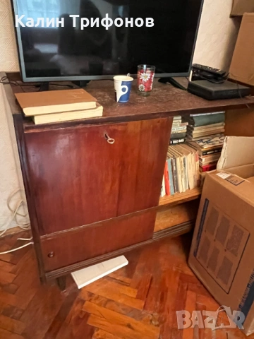 Подарявам стари запазени мебели, снимка 6 - Гардероби - 54281665