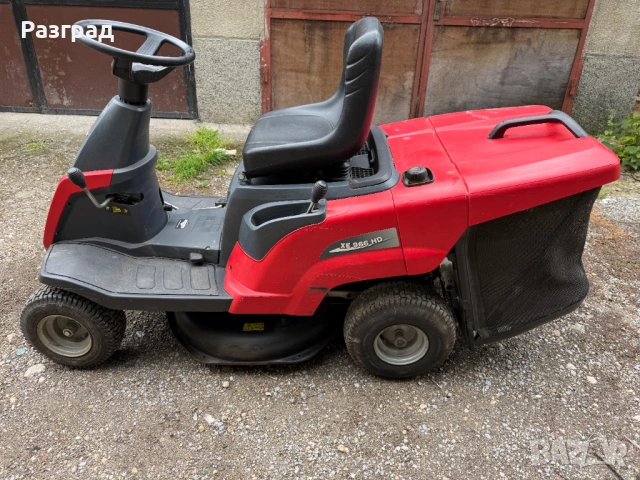Тракторна косачка Castelgarden с кош 10 к.с briggs&stratton , снимка 2 - Градинска техника - 54608521