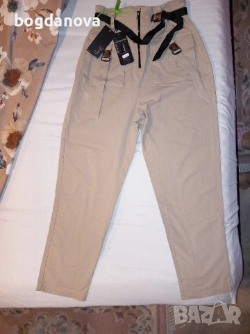 Нов, с етикети спортен панталон на Junona