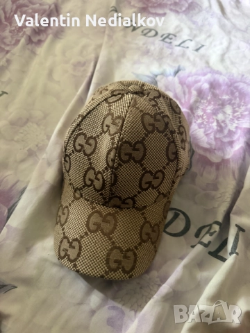 Мъжка шапка gucci