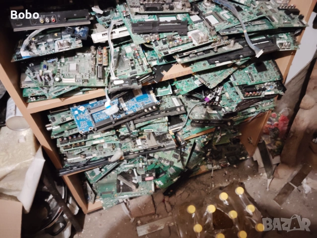 Продавам ТВ платки 