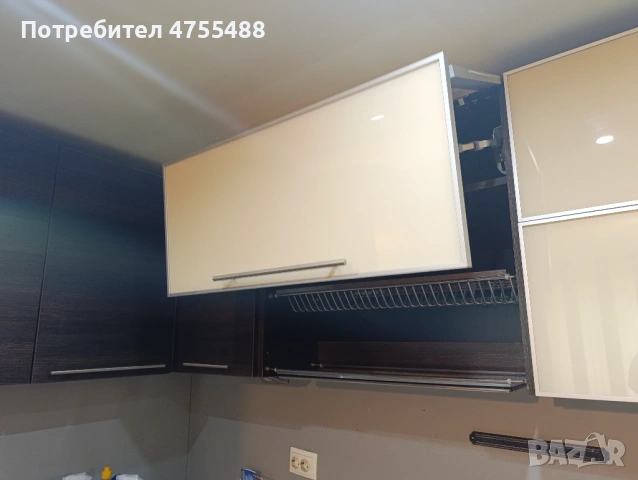 Продавам "Г-образна" кухня, снимка 4 - Кухни - 54918186