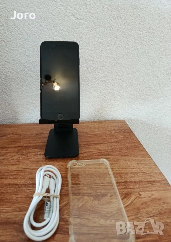 Apple iPhone 7 