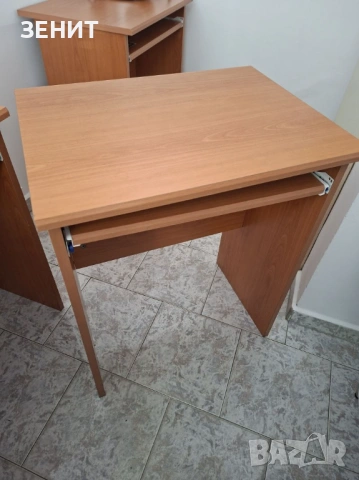 Продавам 10 ученически бюра, снимка 3 - Бюра - 54593127