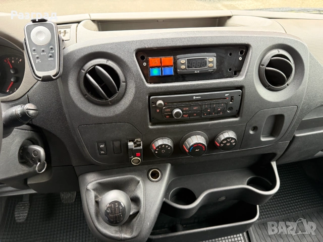 Renault Master 2.3DCI 125кс, снимка 15 - Бусове и автобуси - 54489771