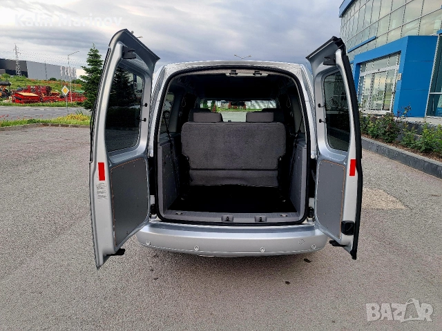 Фолксваген кади лайф 2.0 TDI 6 ск. 140 кс. 6+1 места 2009г., снимка 5 - Автомобили и джипове - 54645783