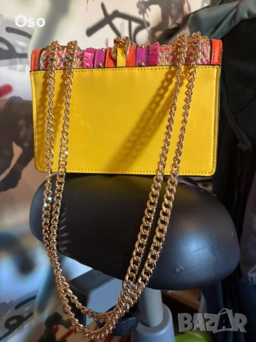 Ефектна дамска чанта ALDO с верижка и туид (Като нова!), снимка 3 - Чанти - 55080395