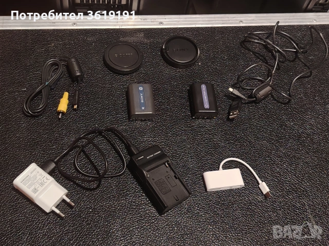 Sony DSLR-A100 , снимка 6 - Фотоапарати - 54932764
