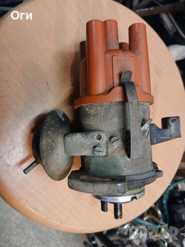 Делко за Фолксваген Голф 2 и Джета 1.3 030 905 205 A 8 0 237 021 043