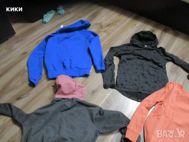 Дамски /детски суичъри Уайкики/НМ, снимка 9 - Суичъри - 38585071