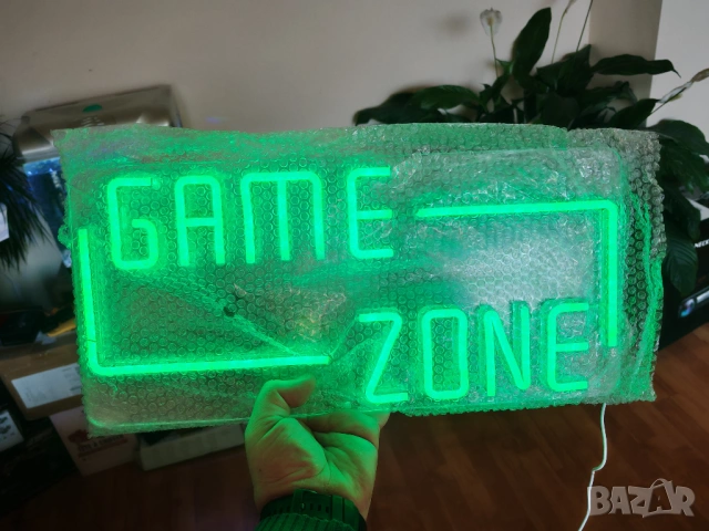 LED неон табела Game Zone 43x20 см нова
